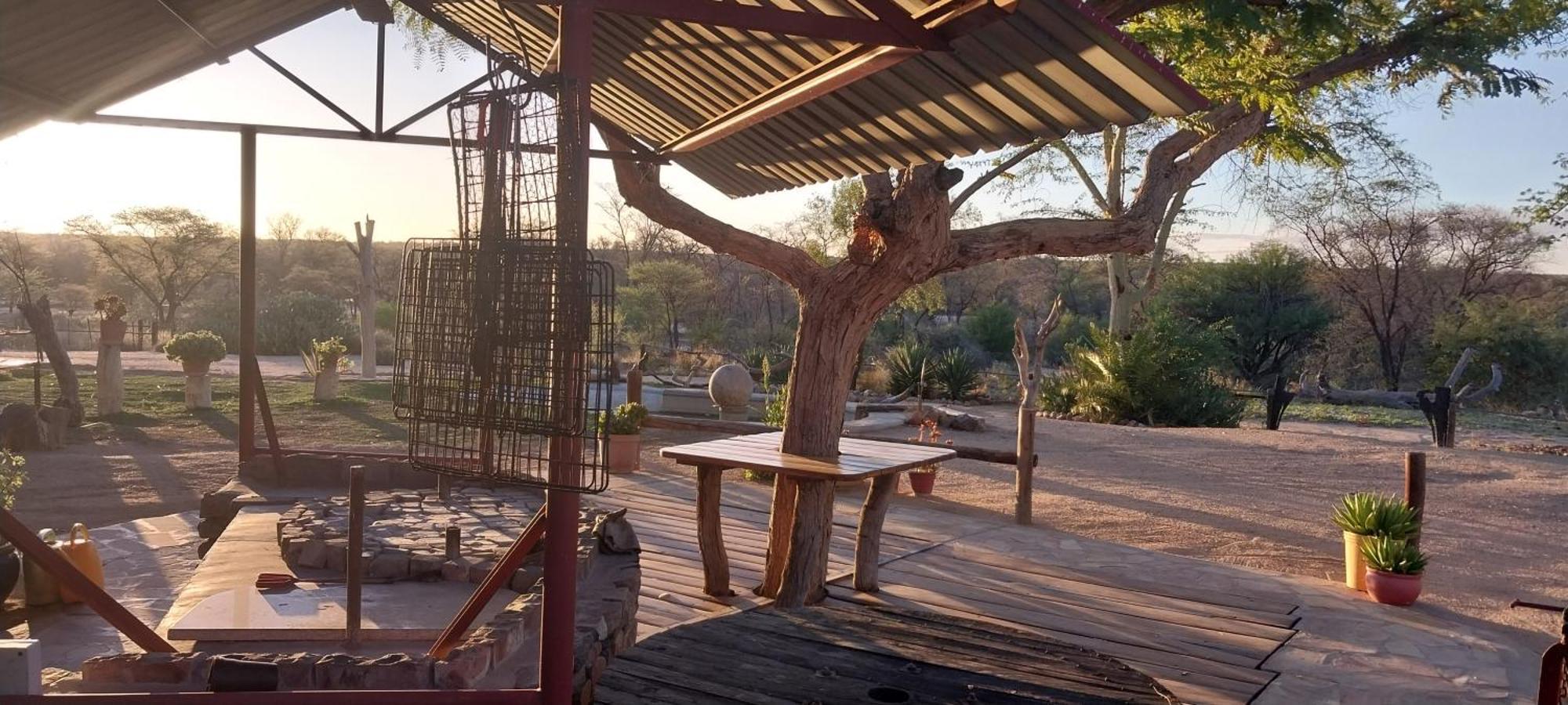 Camp Mara Hotel Omaruru Buitenkant foto