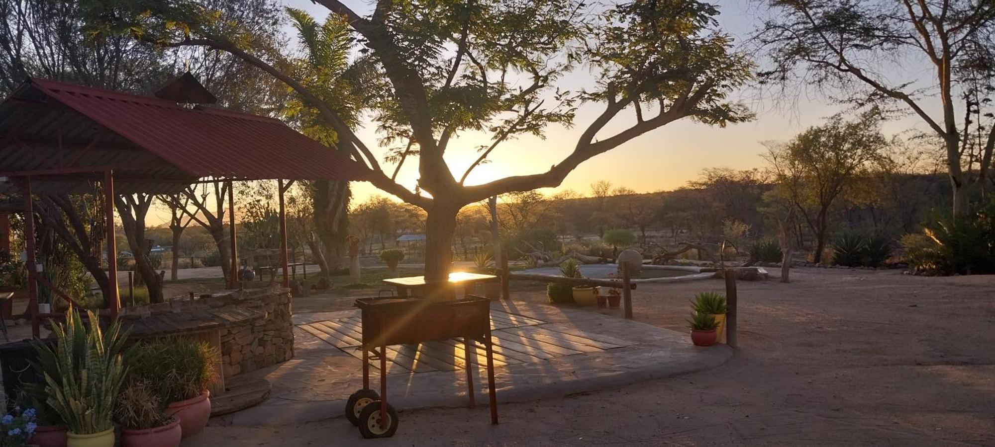 Camp Mara Hotel Omaruru Buitenkant foto