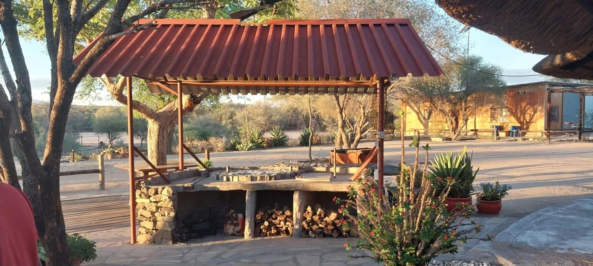 Camp Mara Hotel Omaruru Buitenkant foto